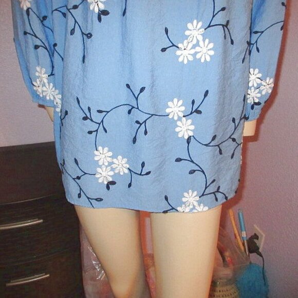 Anthropologie Kindred CROCHET Embroidered TUNIC Size 2X Top 3/4 PUFF SLEEVE Boho - Picture 3 of 7